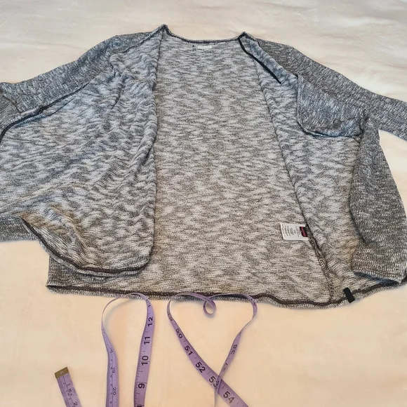 Volcom Cardigan - Picture 9 of 11